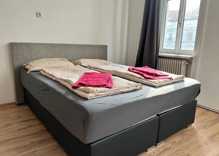 Spacious 4br Shared For Friends & Families Vienna