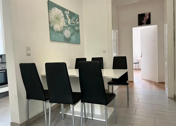 Spacious 4br Shared For Friends & Families * Vienna