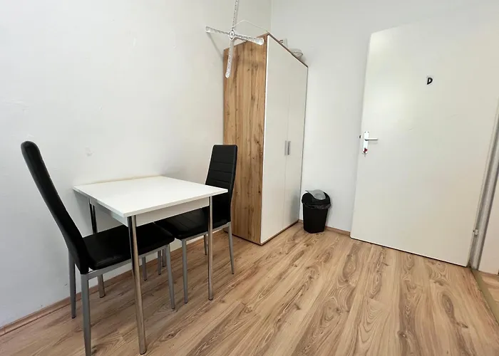 Spacious 4br Shared For Friends & Families