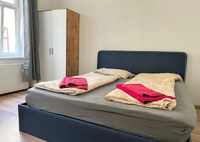 Apartment Spacious 4br Shared For Friends & Families *