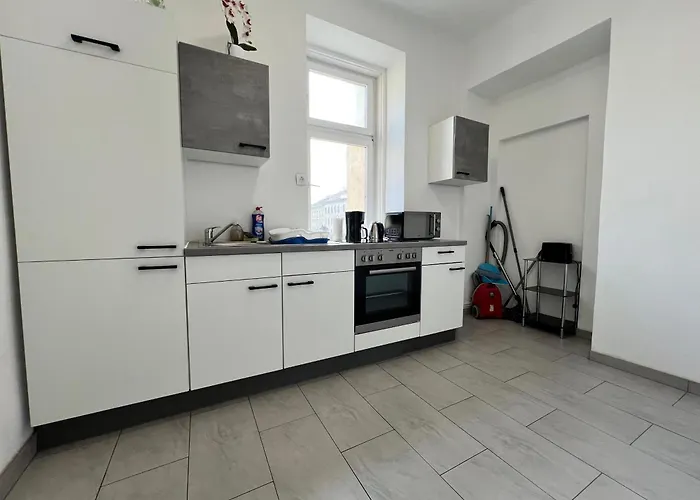 Apartment Spacious 4br Shared For Friends & Families *