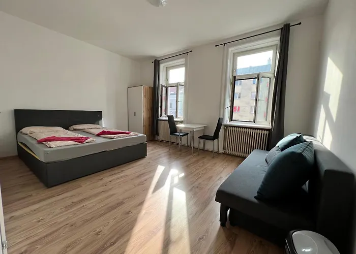 Spacious 4br Shared For Friends & Families